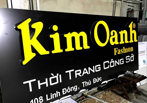 BIỂN CHỮ NỔI